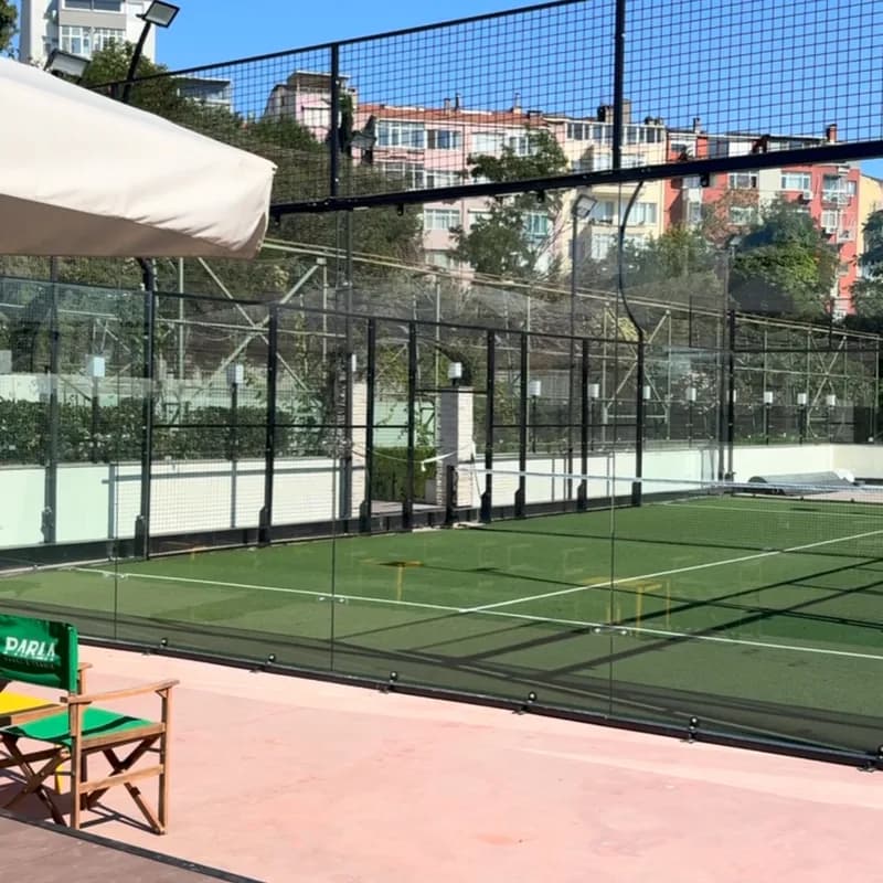 Parla Padel Instagram gönderisi 6